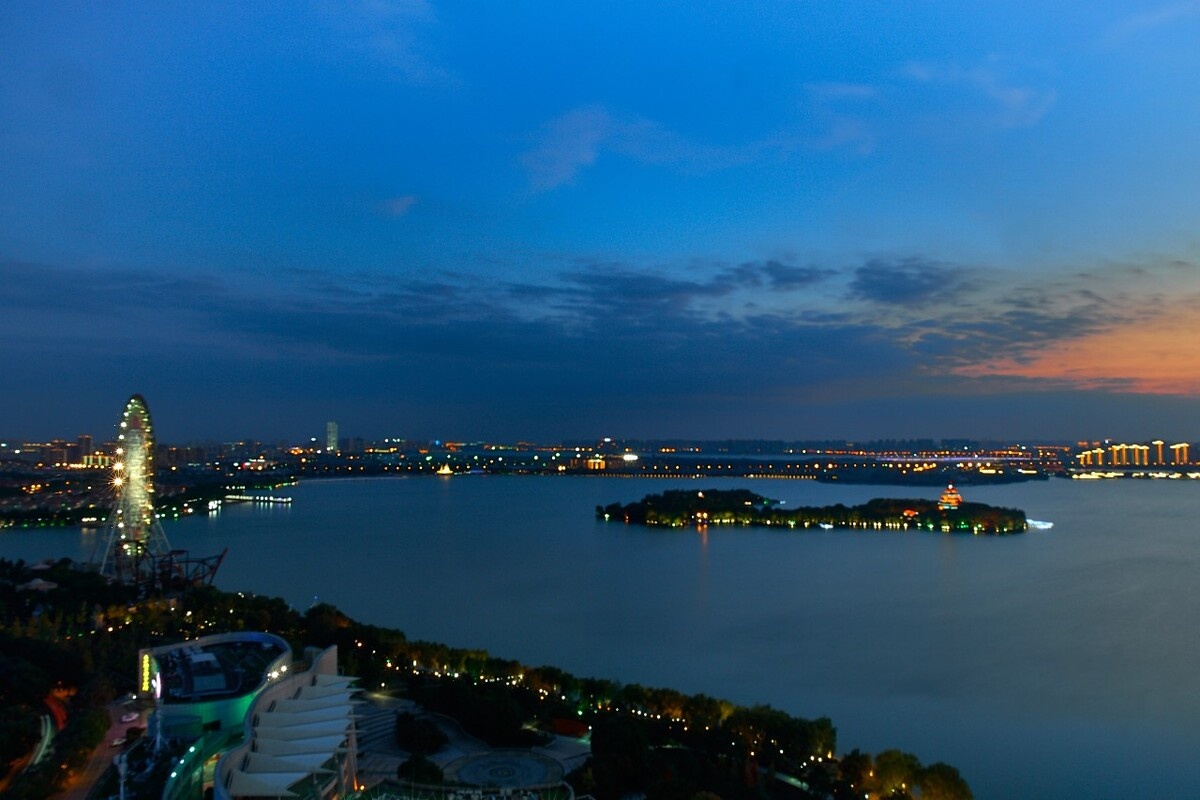Jinji Lake